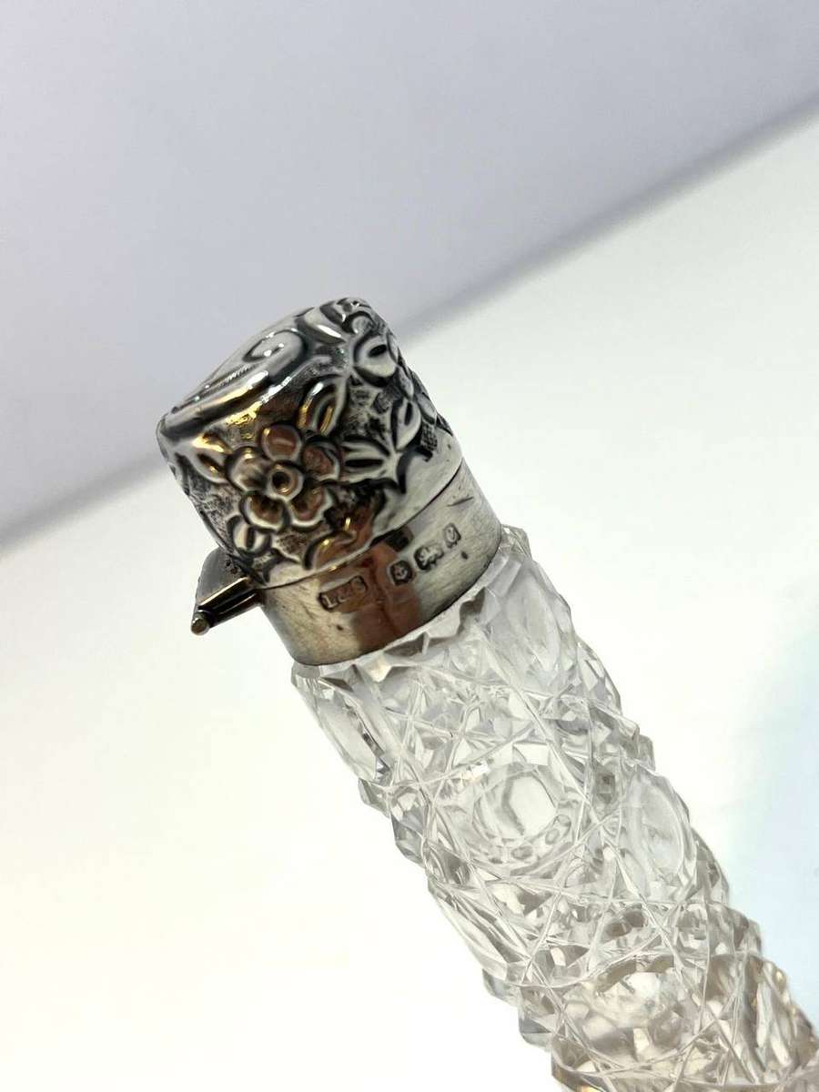 Antique Cut Crystal & Sterling Silver Perfume Bottle  Levi & Salaman, Birmingham 1904