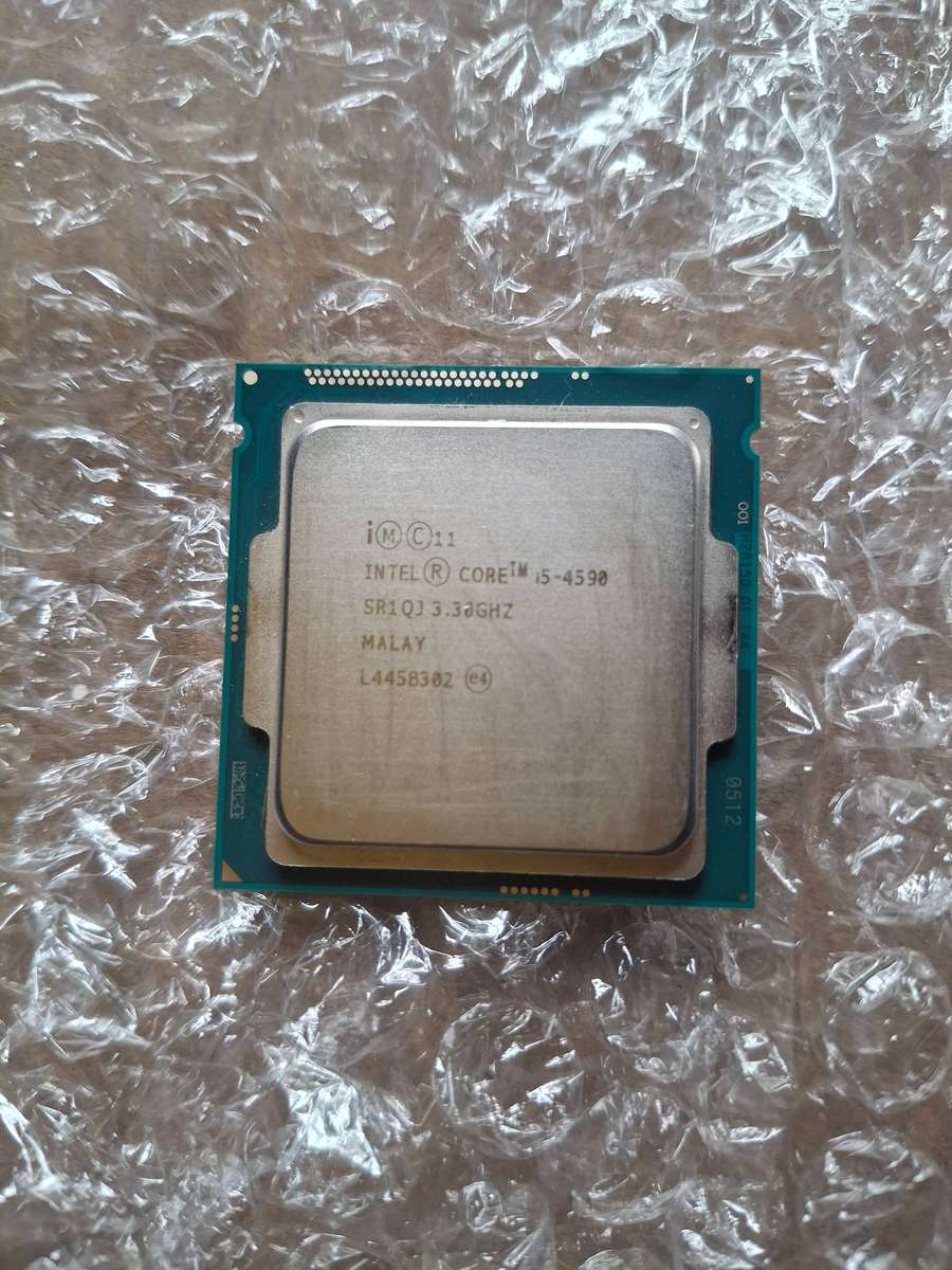 Intel i5-4590 3.30GHz CPU , Fan and Heat Sink