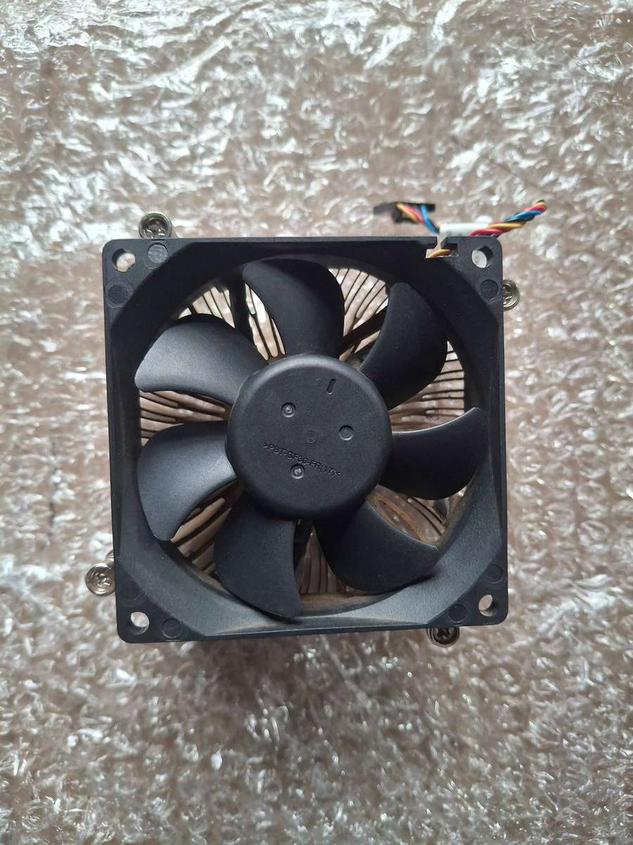 Intel i5-4590 3.30GHz CPU , Fan and Heat Sink