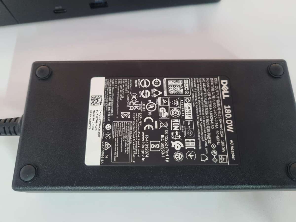 Dell WD19 Docking Station c/w 180W AC Adapter