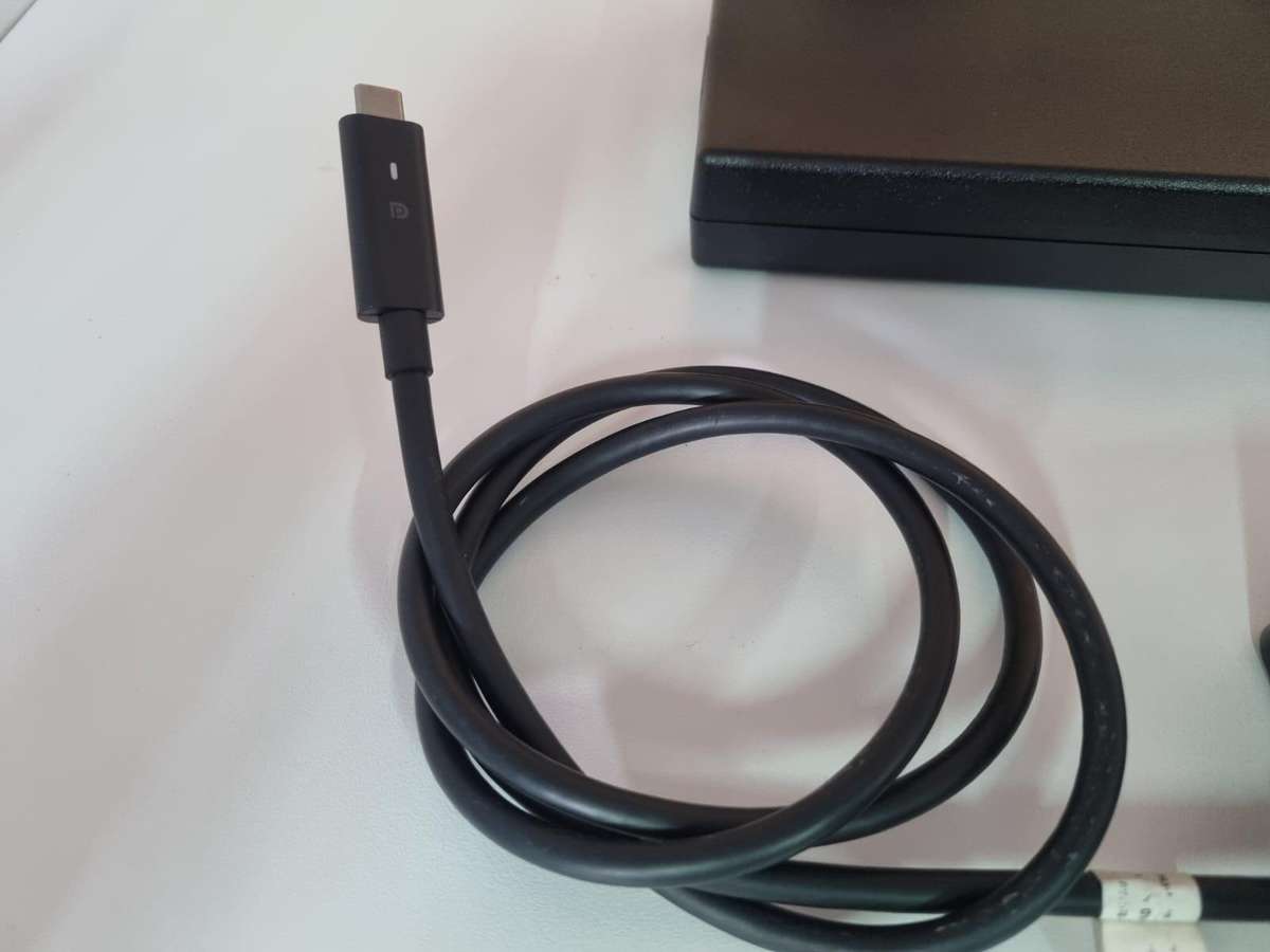 Dell WD19S Docking Station c/w 180W AC Adapter