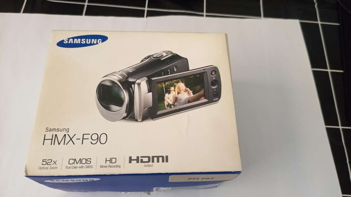 Samsung HMX-F90 Camcorder