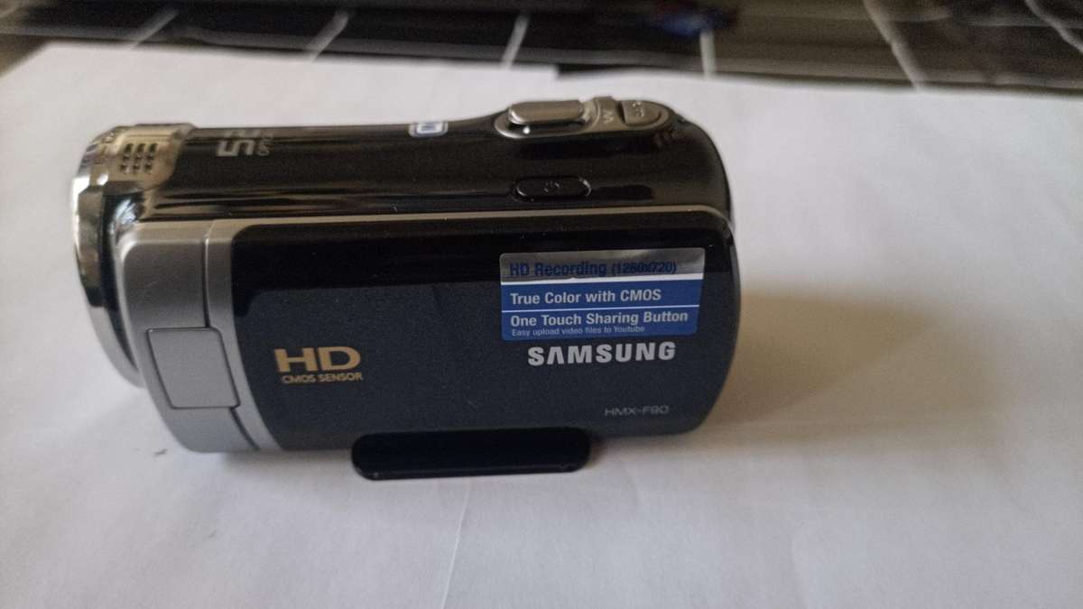 Samsung HMX-F90 Camcorder