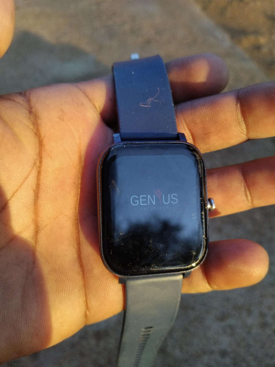 Genius smart watch