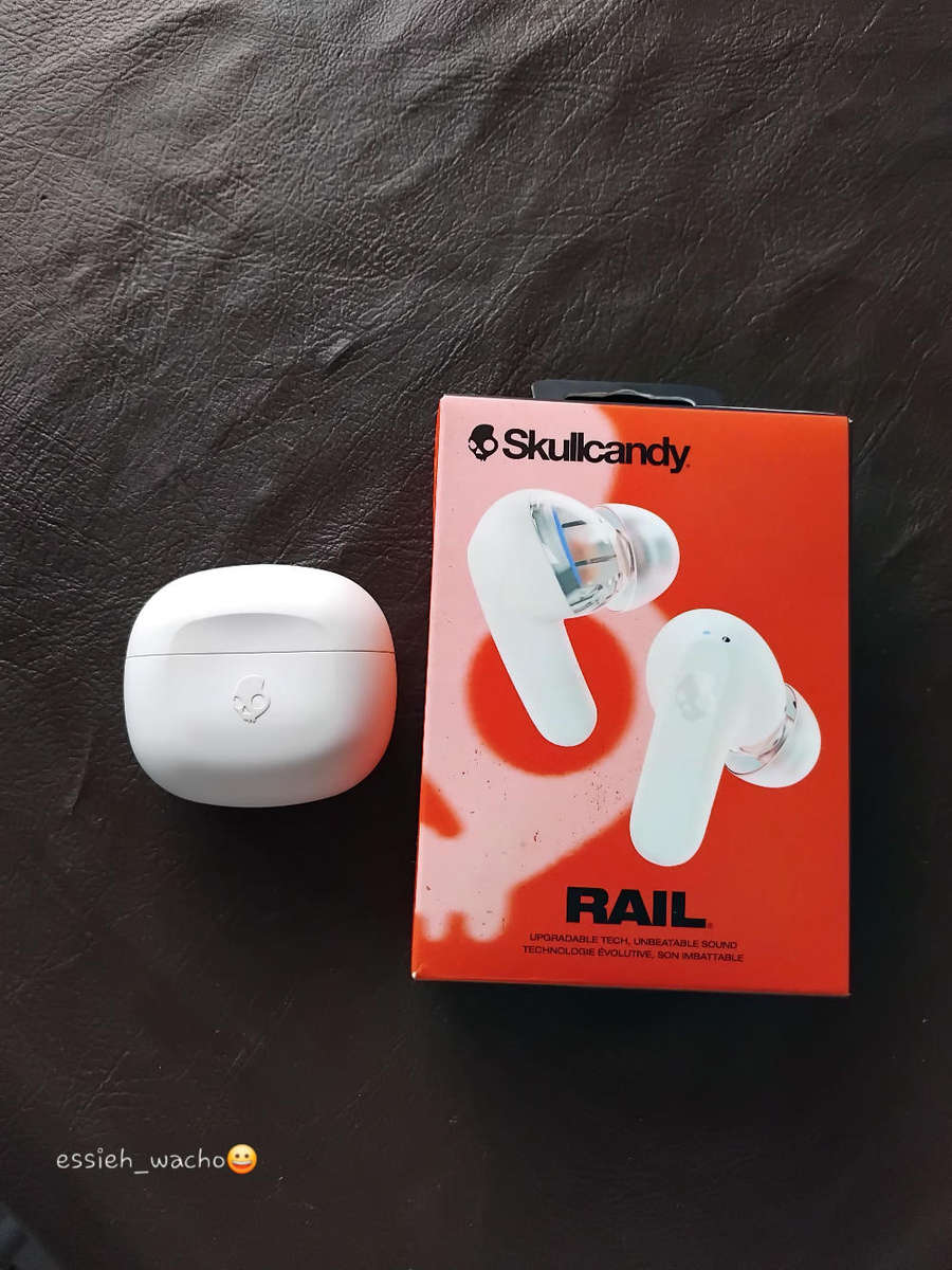 Skullcandy Rail true wireless earbuds