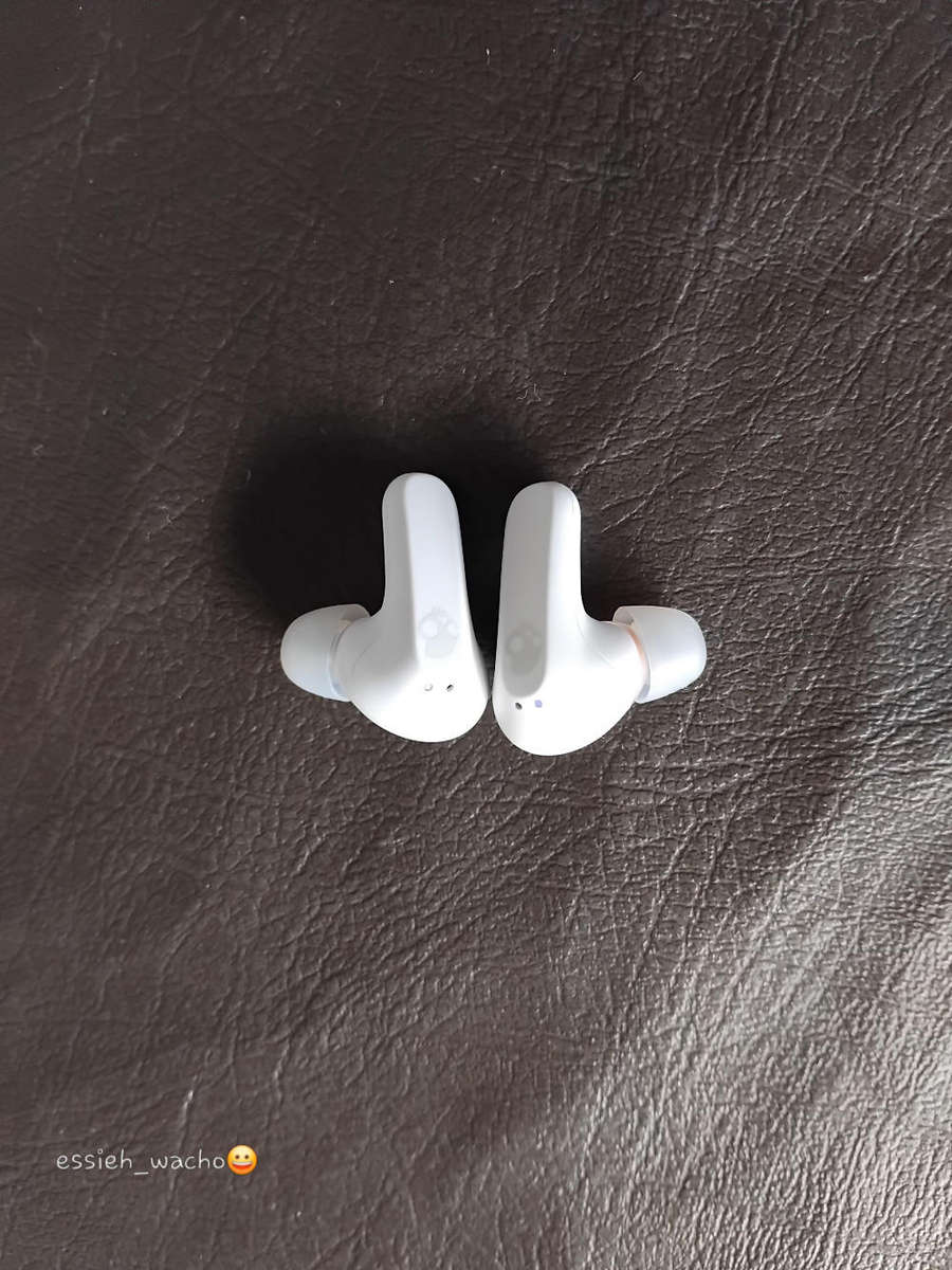 Skullcandy Rail true wireless earbuds