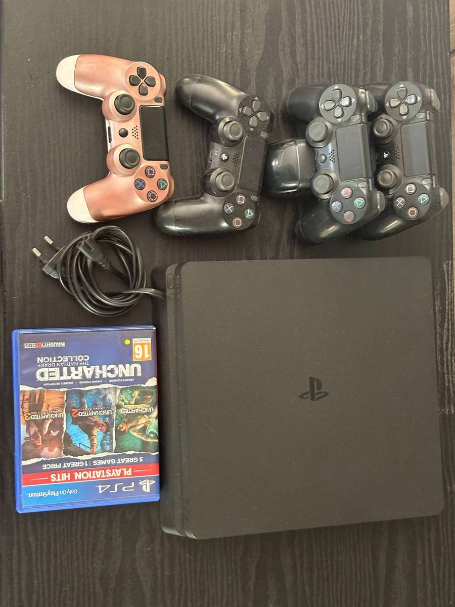 PS4 slim 1TB