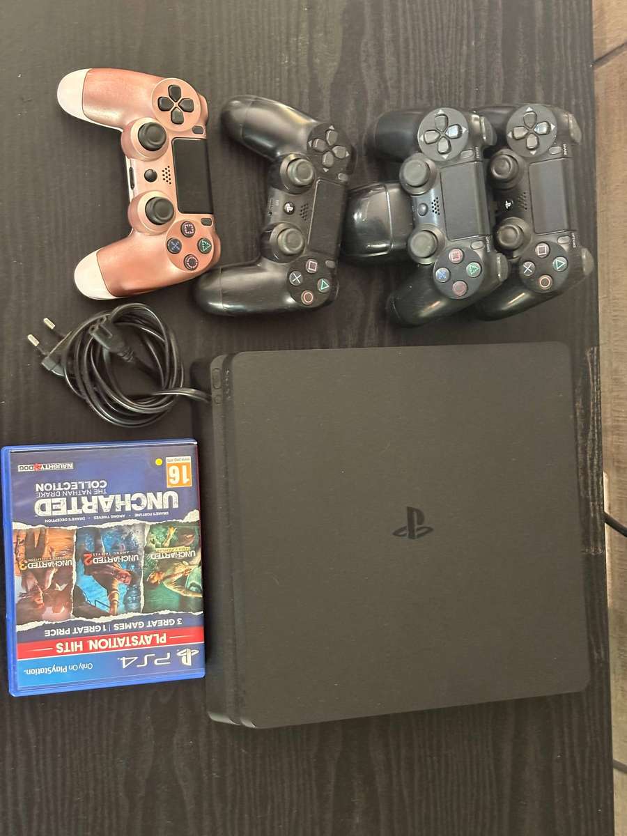 PS4 slim 1TB