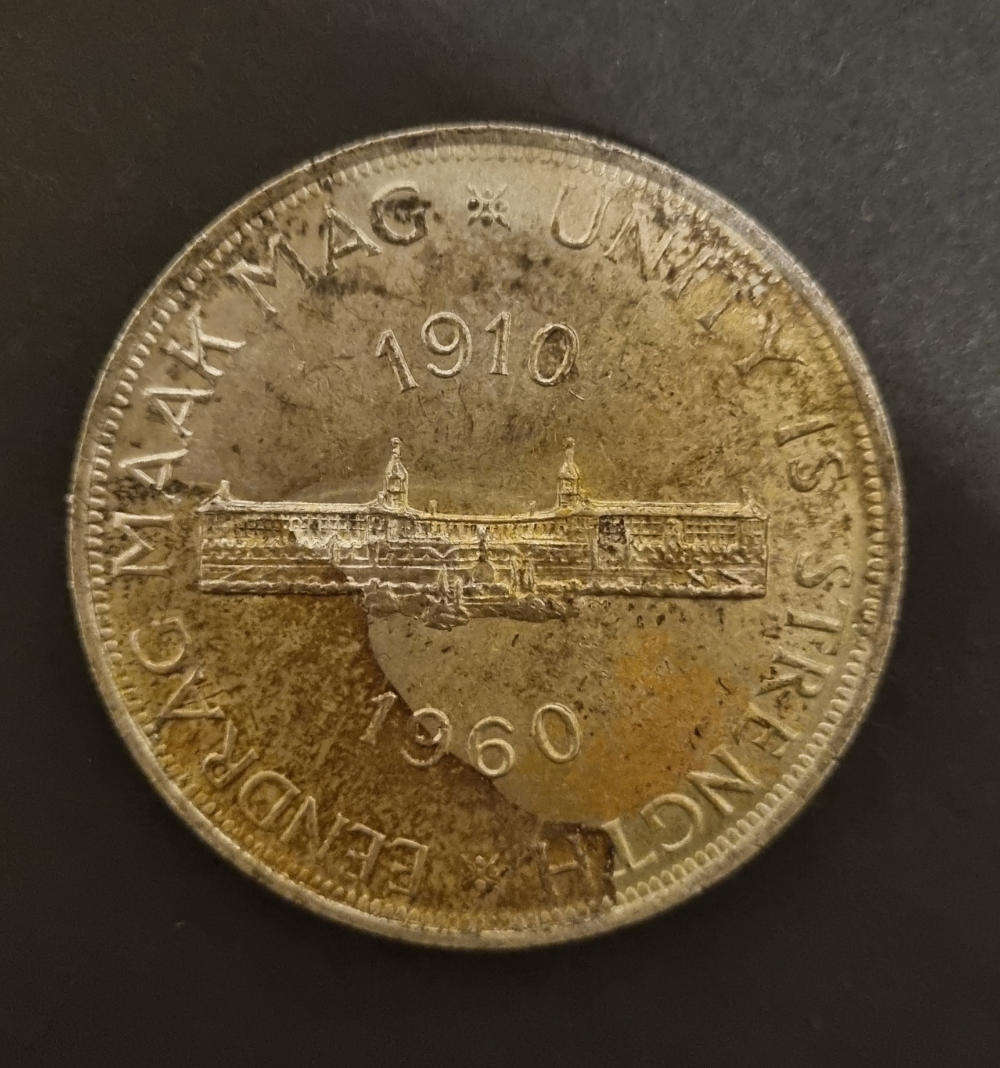 1960 South Africa 5 Shillings Silver Coin  Union Buildings Design  Slightly Tarnished