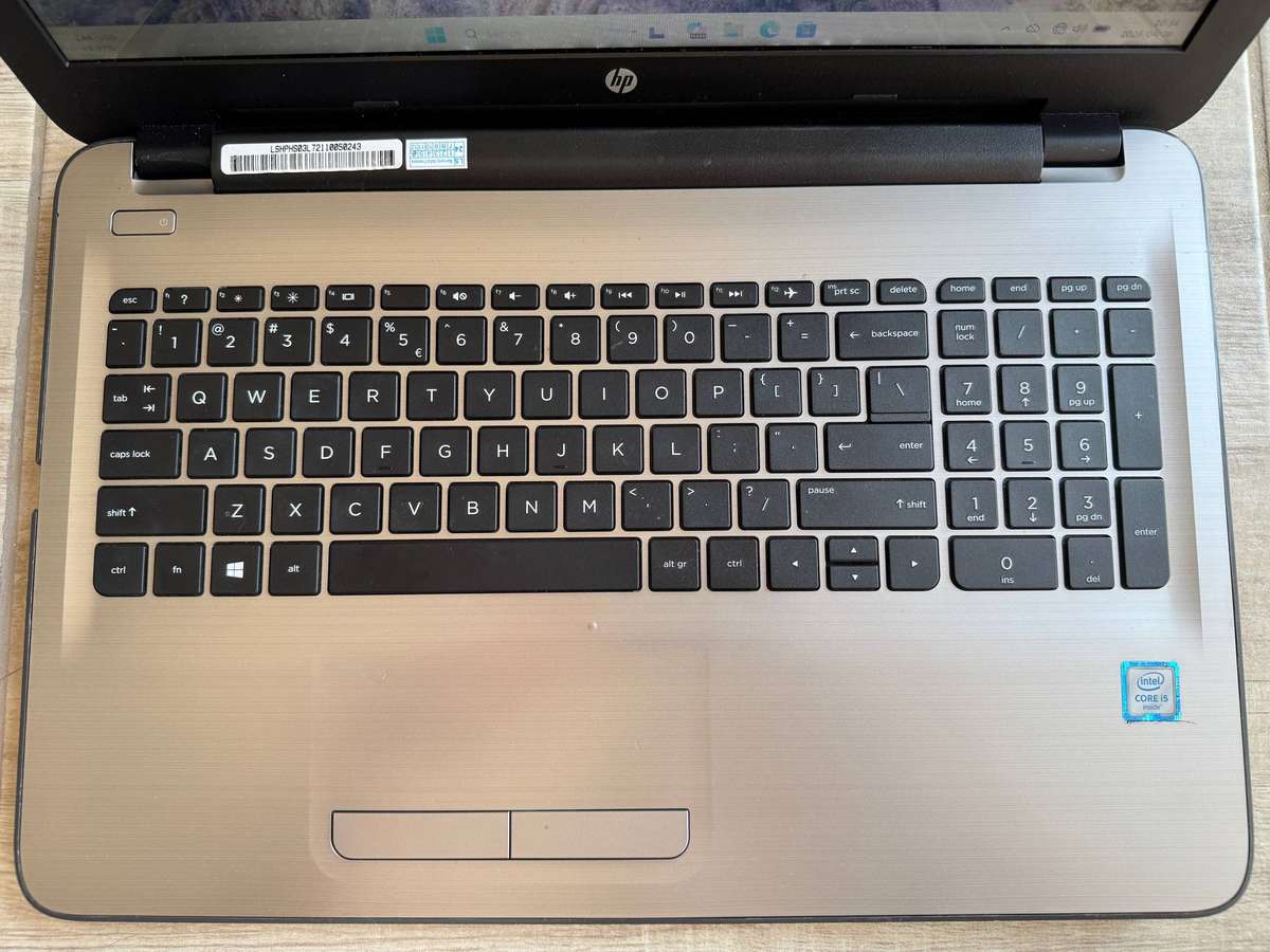  HP 250 G5 Notebook | 8GB RAM | 256GB SSD (NEW) | Windows 11 Pro