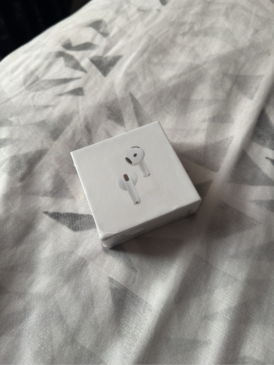 AirPods 4