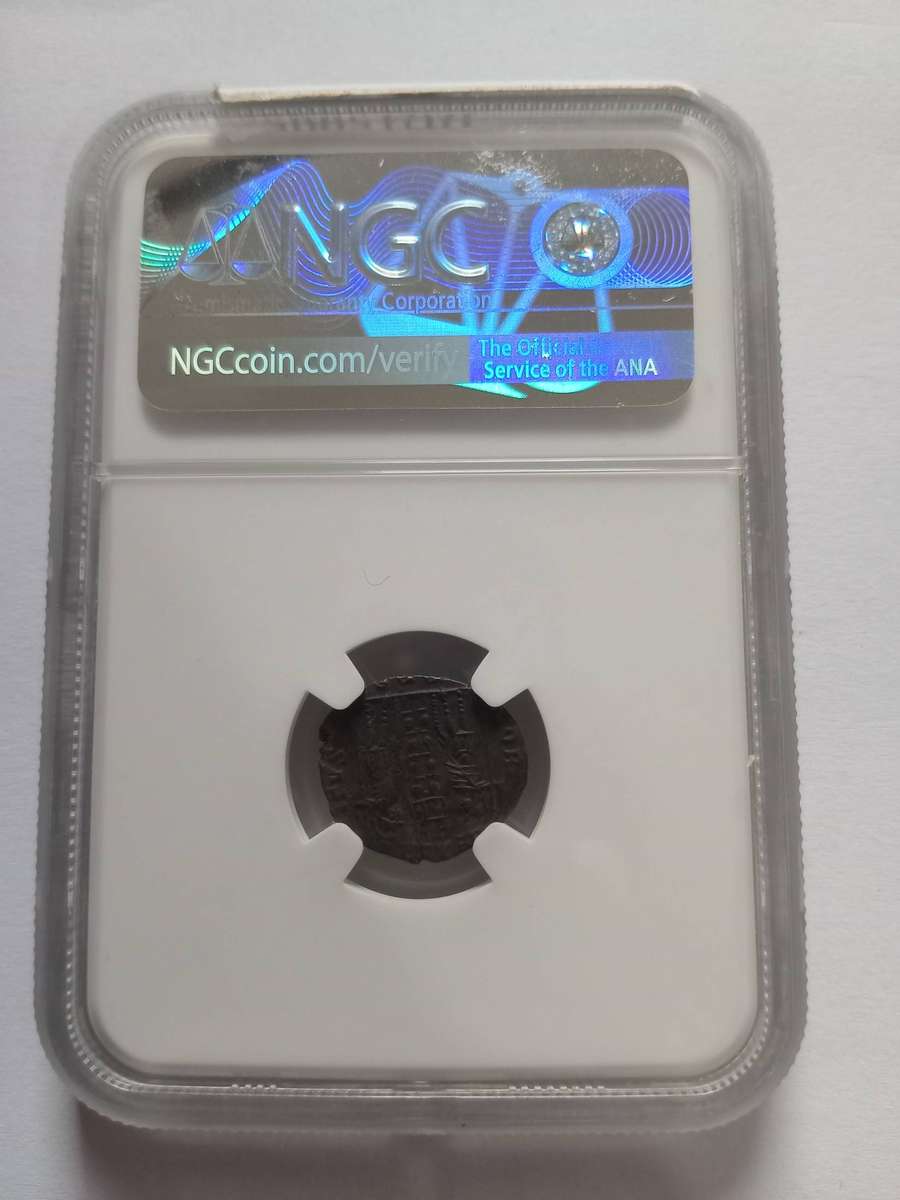 Ancient Coin issue as Caesar