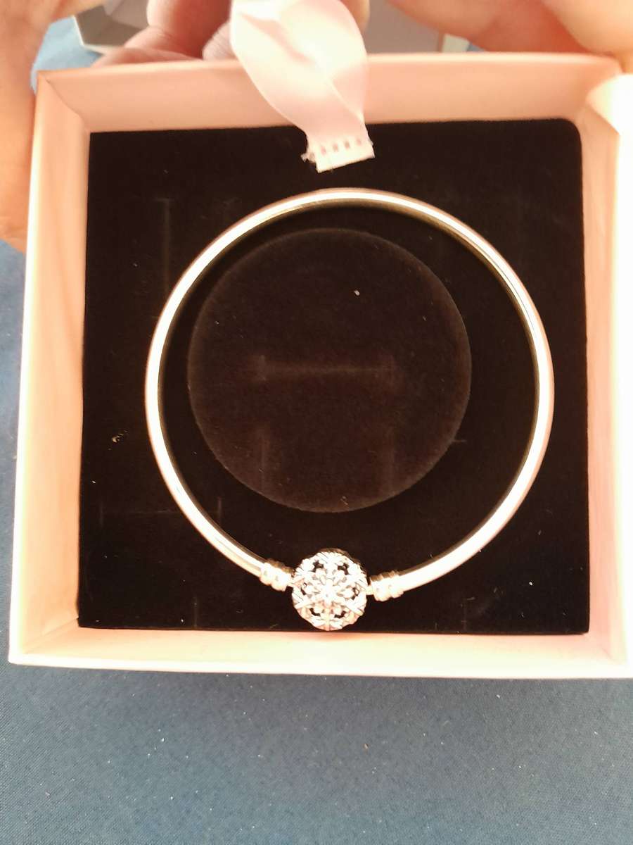 Pandora Silver Bracelet - Snowflake Clasp - Authentic