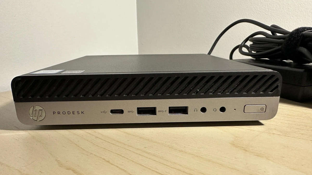 HP ProDesk 600 G3 Mini Core i3 6th Gen 256ssd/8gb Ram