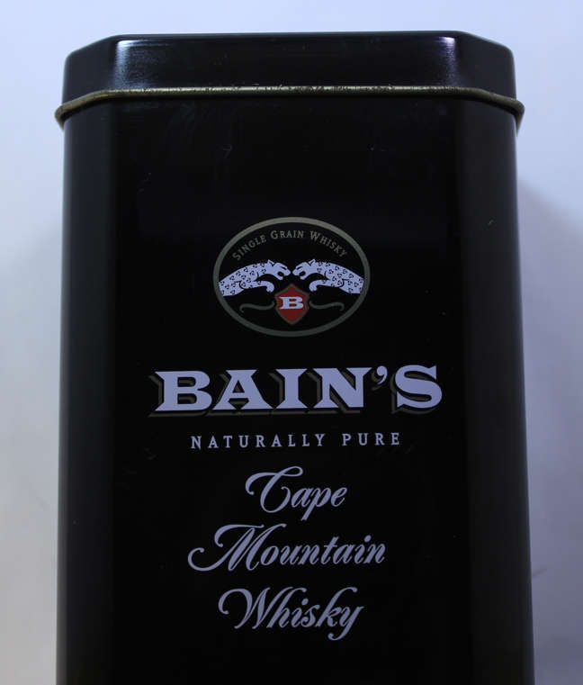Bains Cape Mountain Whisky Presentation Tin