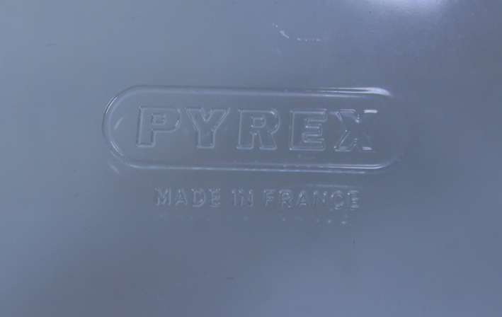 Large Genuine Pyrex Glass Classic 2.7l Mixing Bowl With Handles