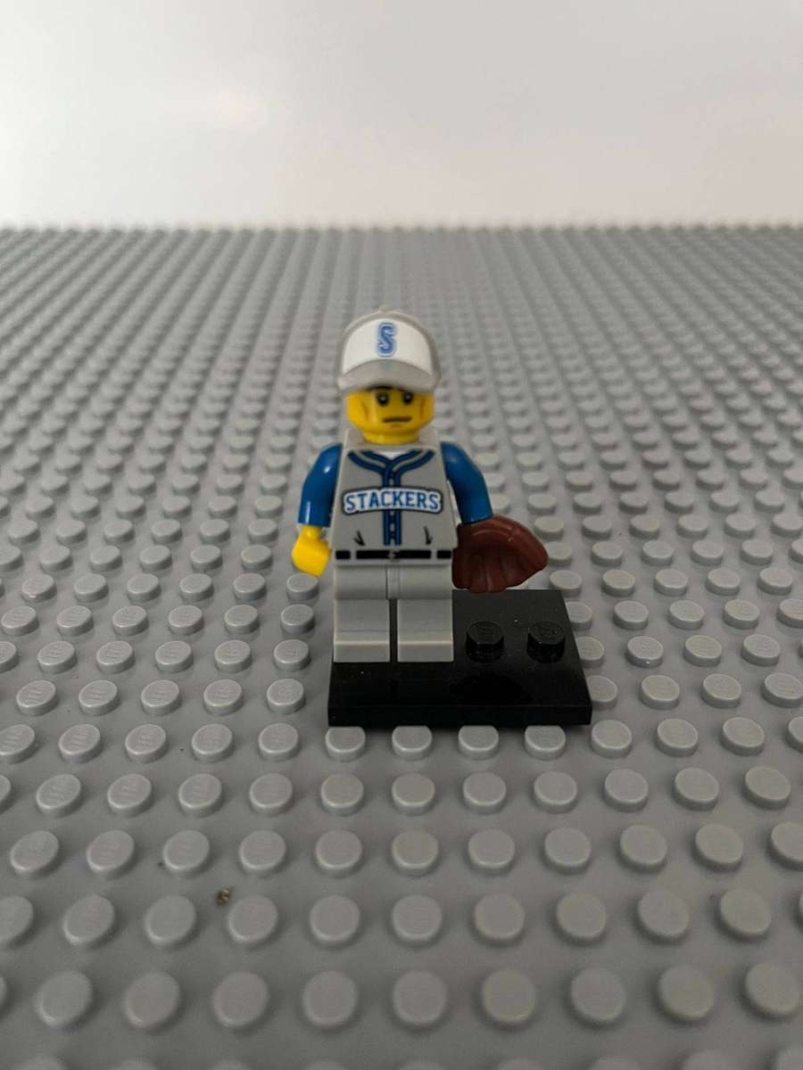 LEGO MINI FIGURES - Series 10 no. 13 Baseball Player