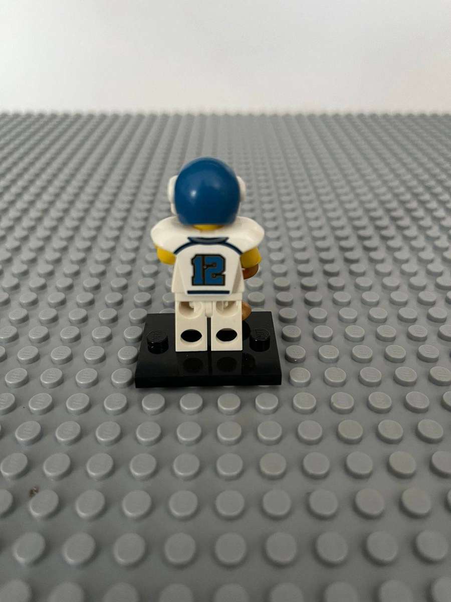 LEGO MINI FIGURES - Series 8 no.5 Football Player