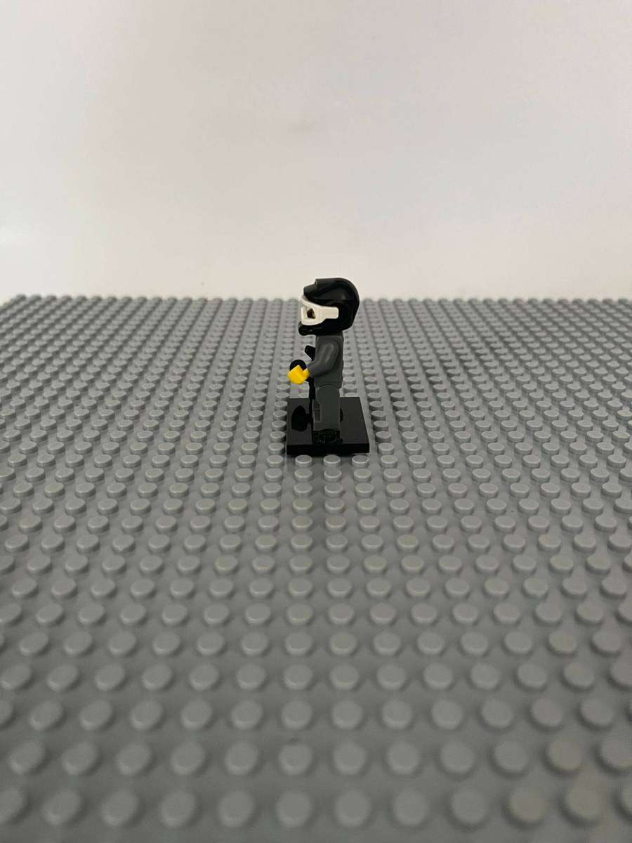 LEGO MINI FIGURES - Series 10 Paint Baller