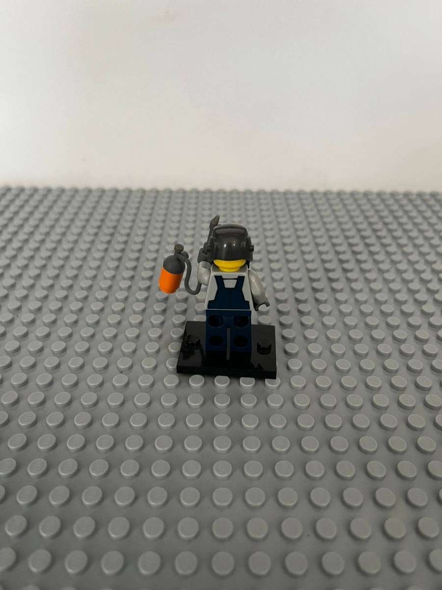 LEGO MINI FIGURES - Series 11 no.10 Welder
