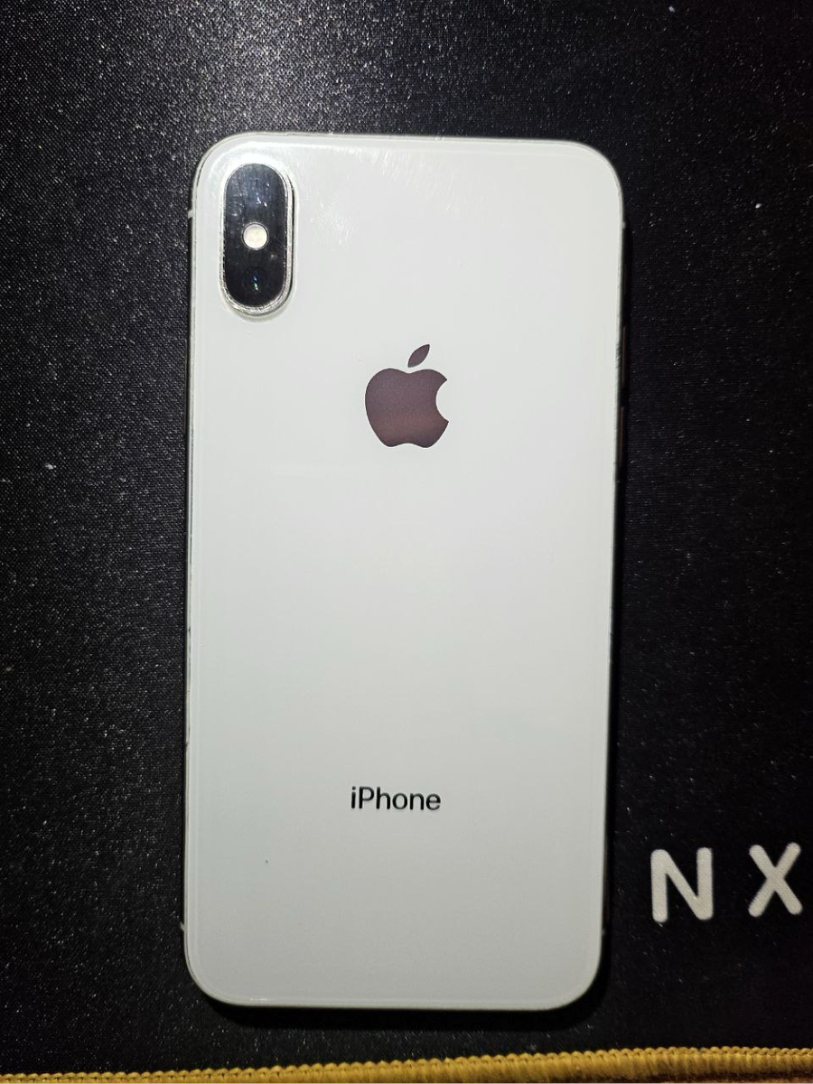 iPhone X