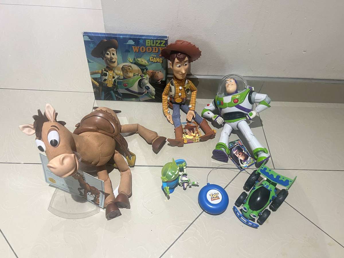ORIGINAL DISNEY TOY STORY FIGURINES