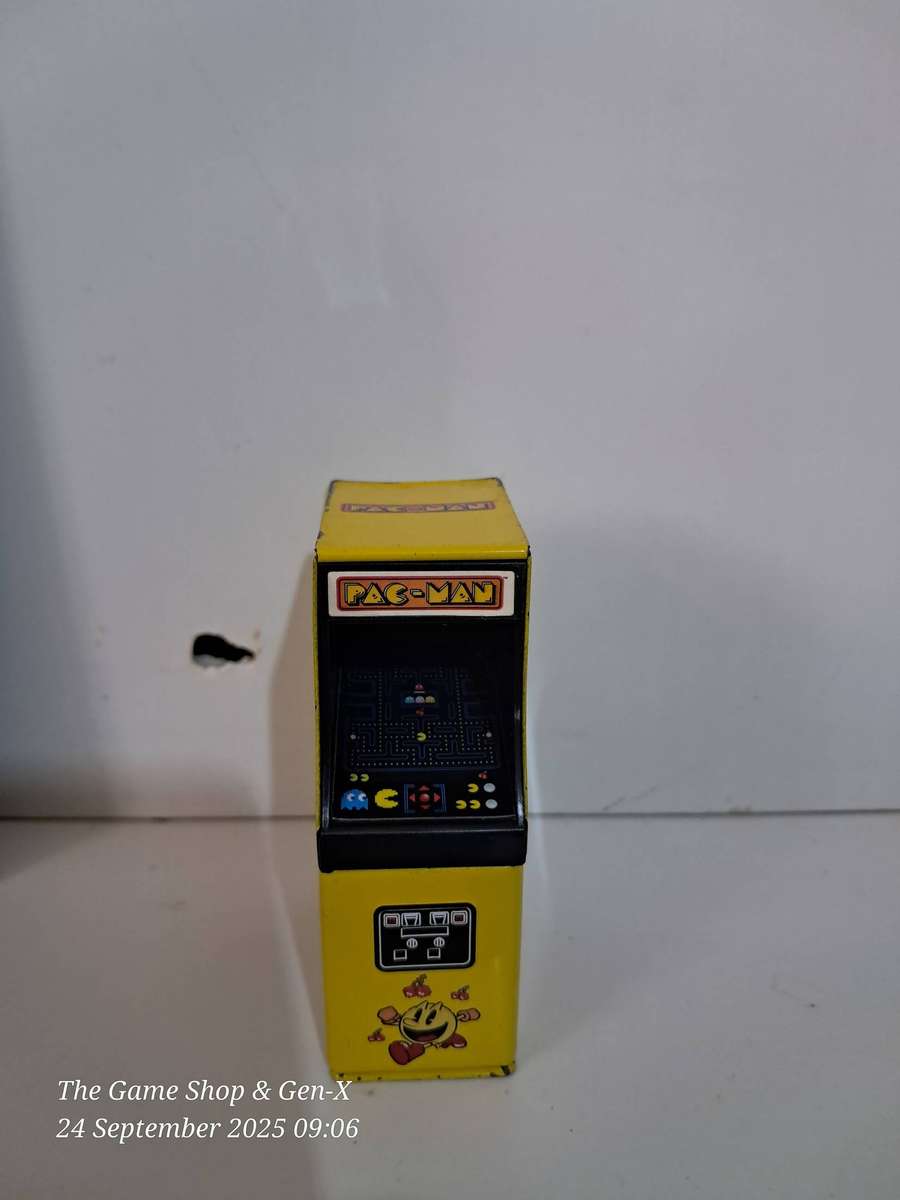 Colletible Pac-man Arcade Game Candy Tin Container