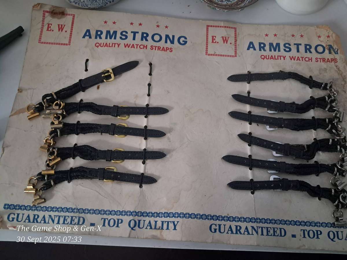 Job lot of small antiques/Vintage Items