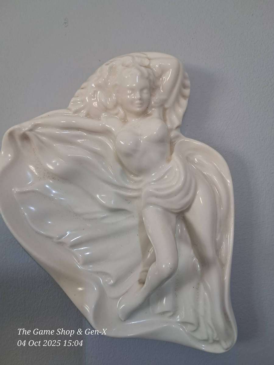 Glass Lady Wall decor