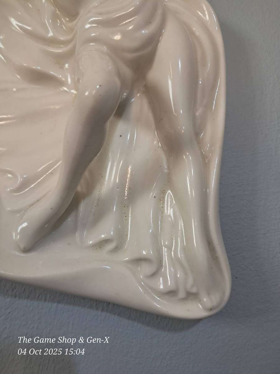 Glass Lady Wall decor