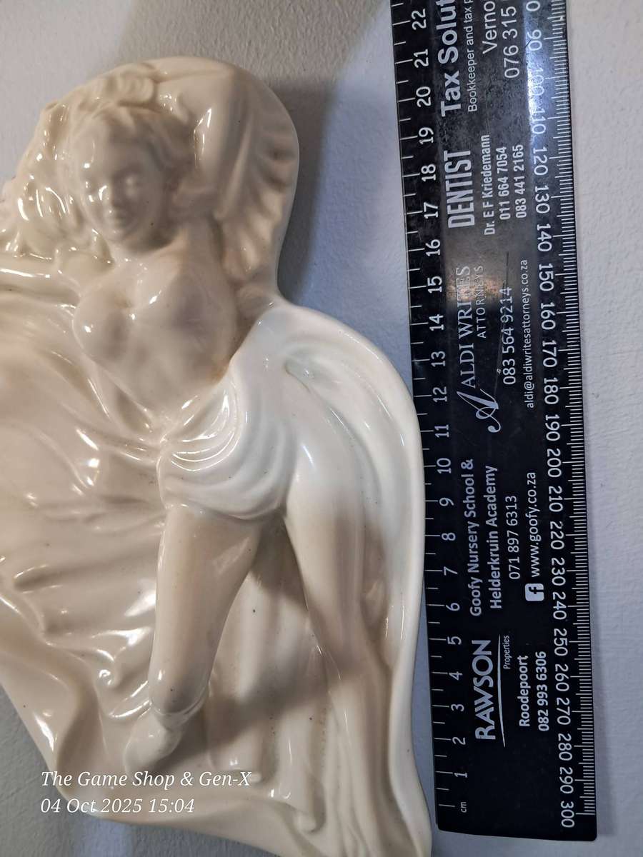 Glass Lady Wall decor