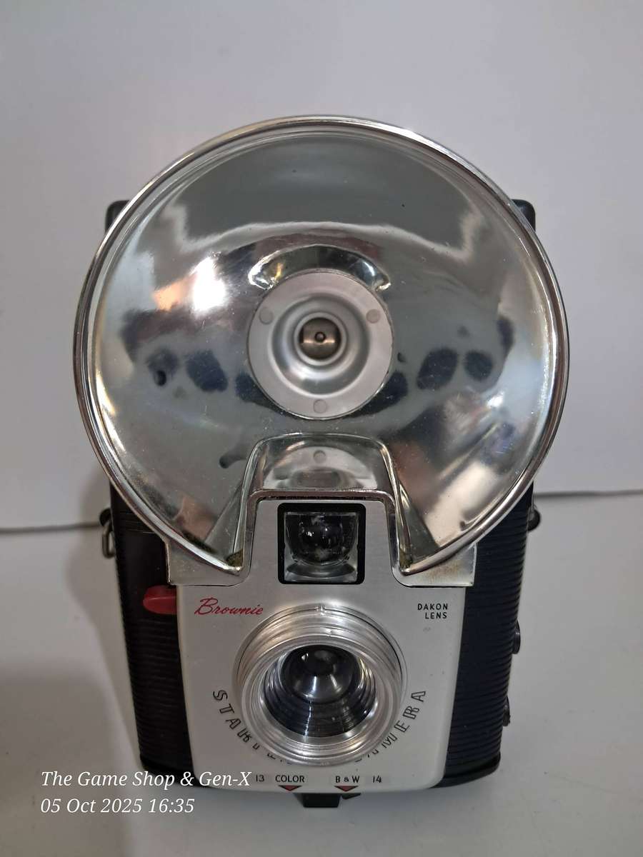 Vintage Brownie Starflash Camera