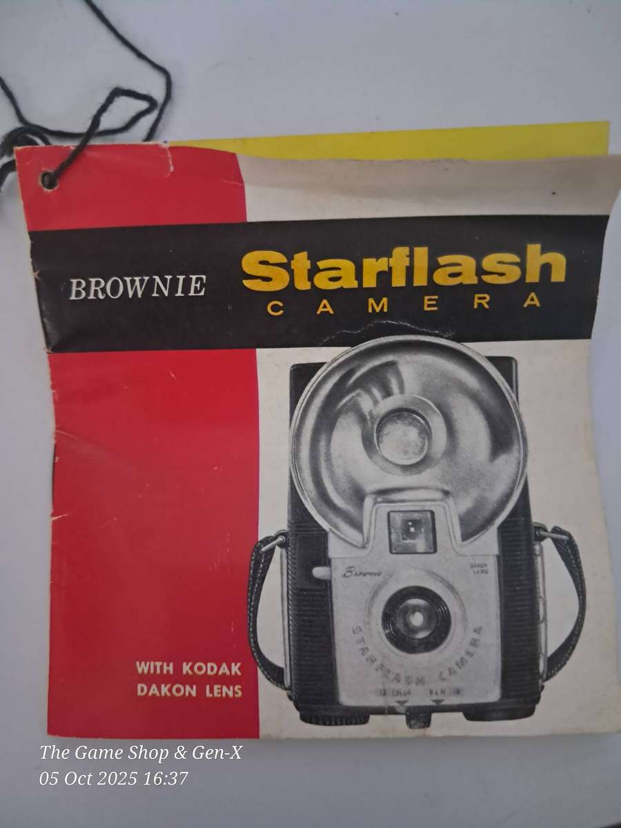 Vintage Brownie Starflash Camera