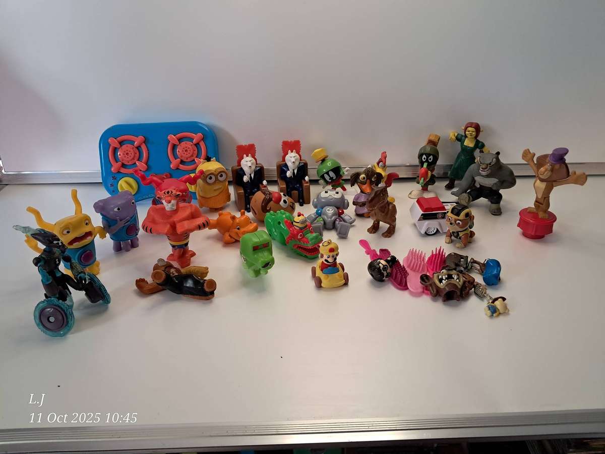 Collectible toys - Big Job-lot
