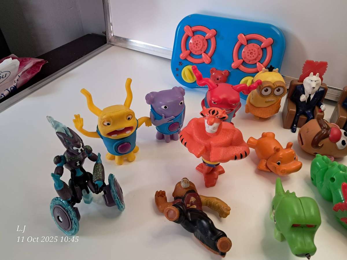 Collectible toys - Big Job-lot