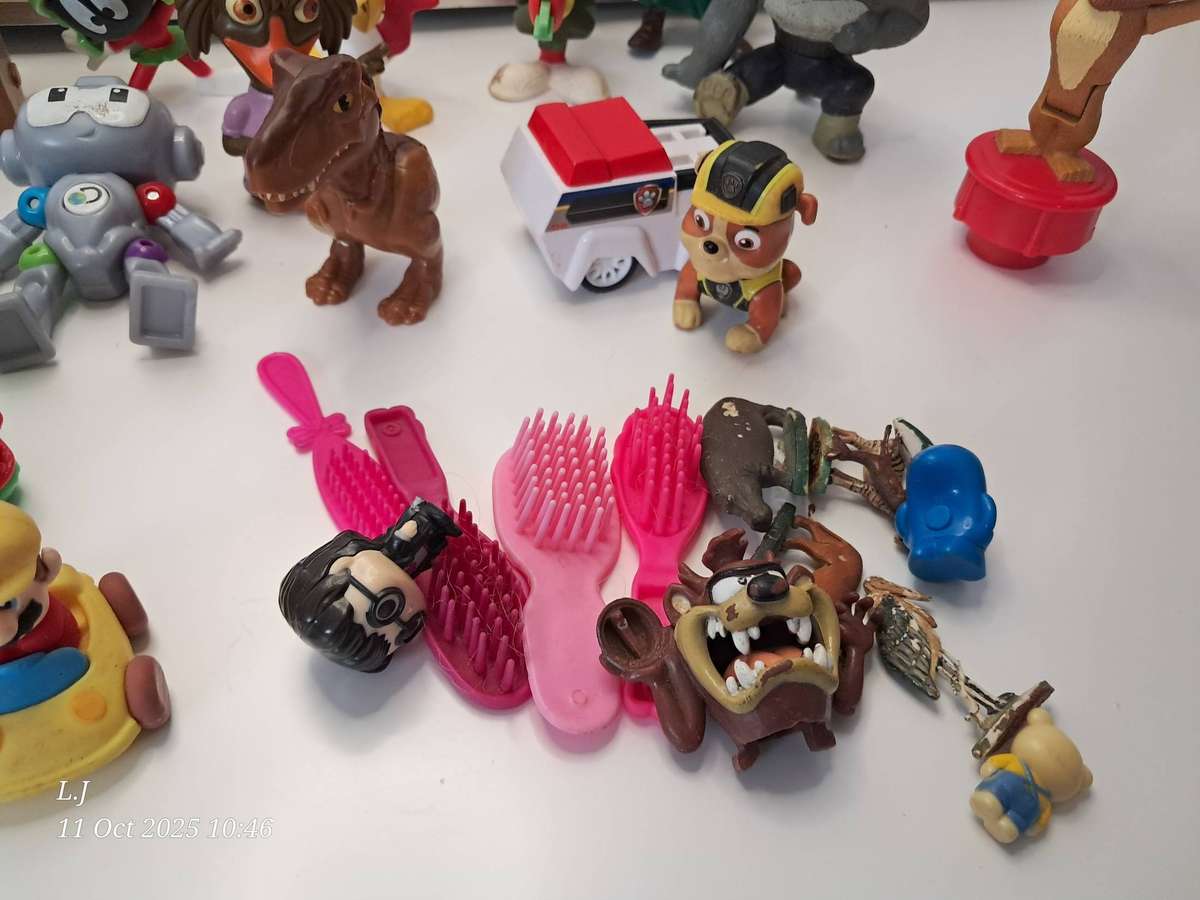 Collectible toys - Big Job-lot