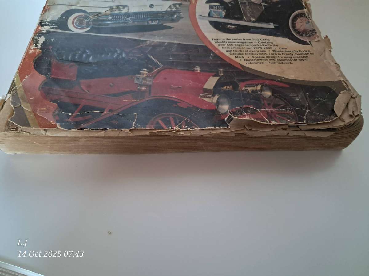 Vintage - Book: The Best of Old Cars Weekly