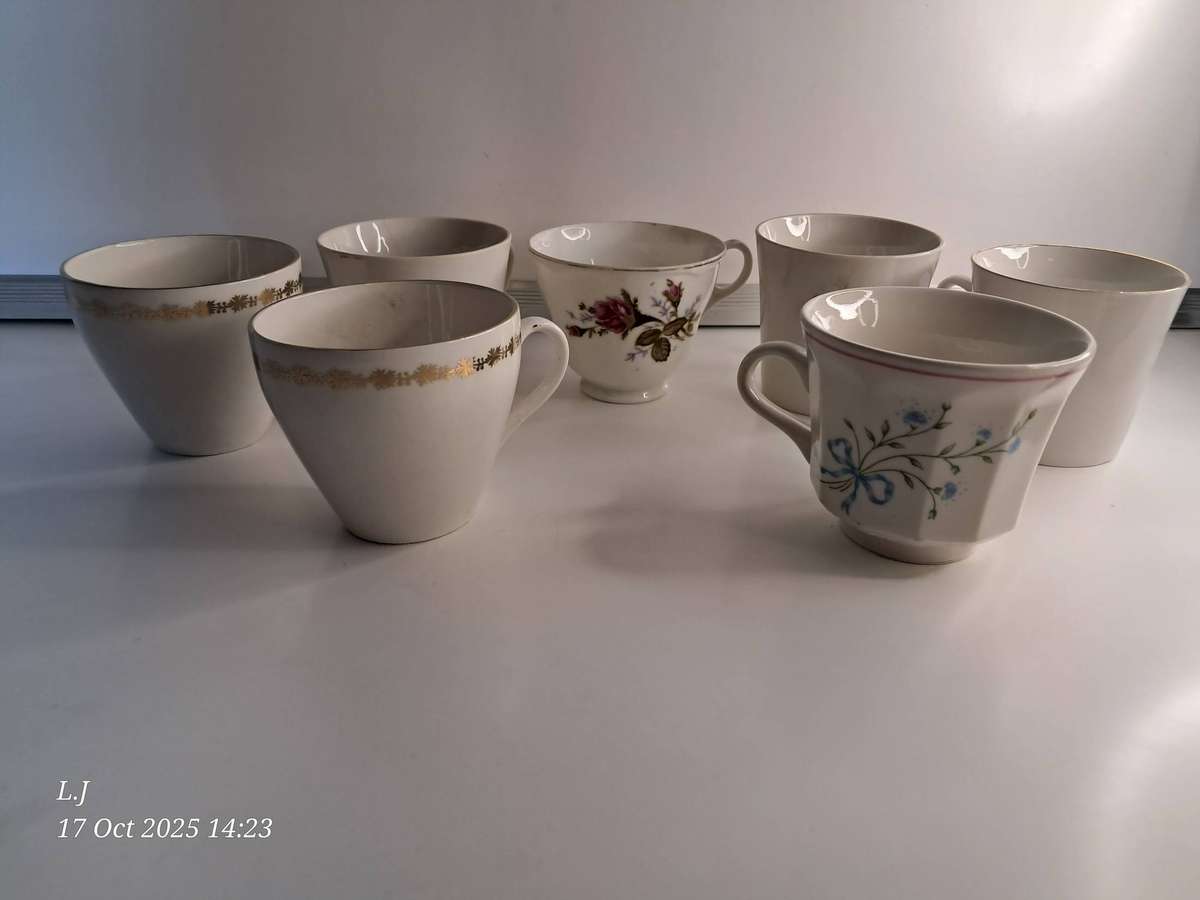 Vintage Tea Cups - 7 in total