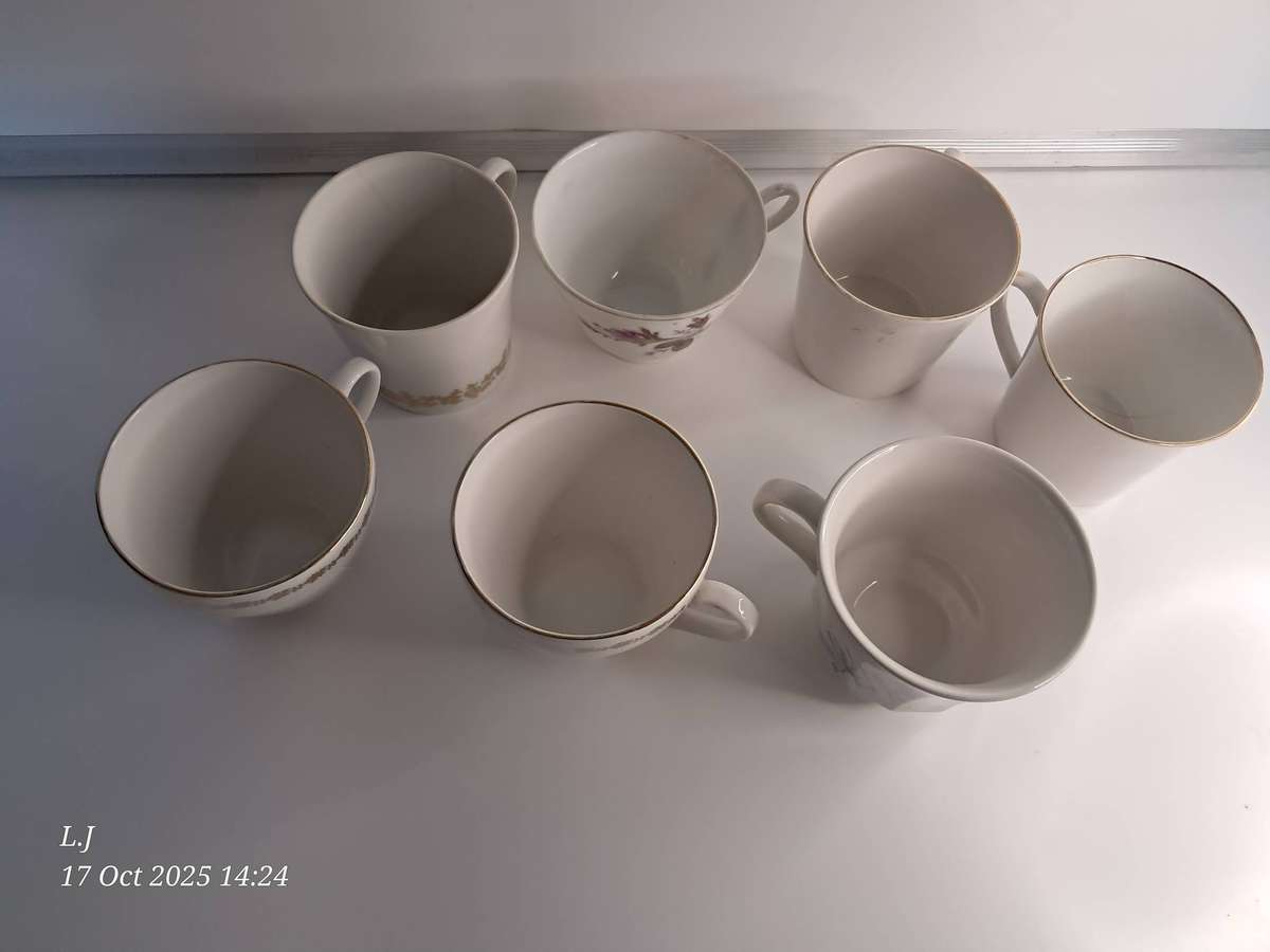 Vintage Tea Cups - 7 in total