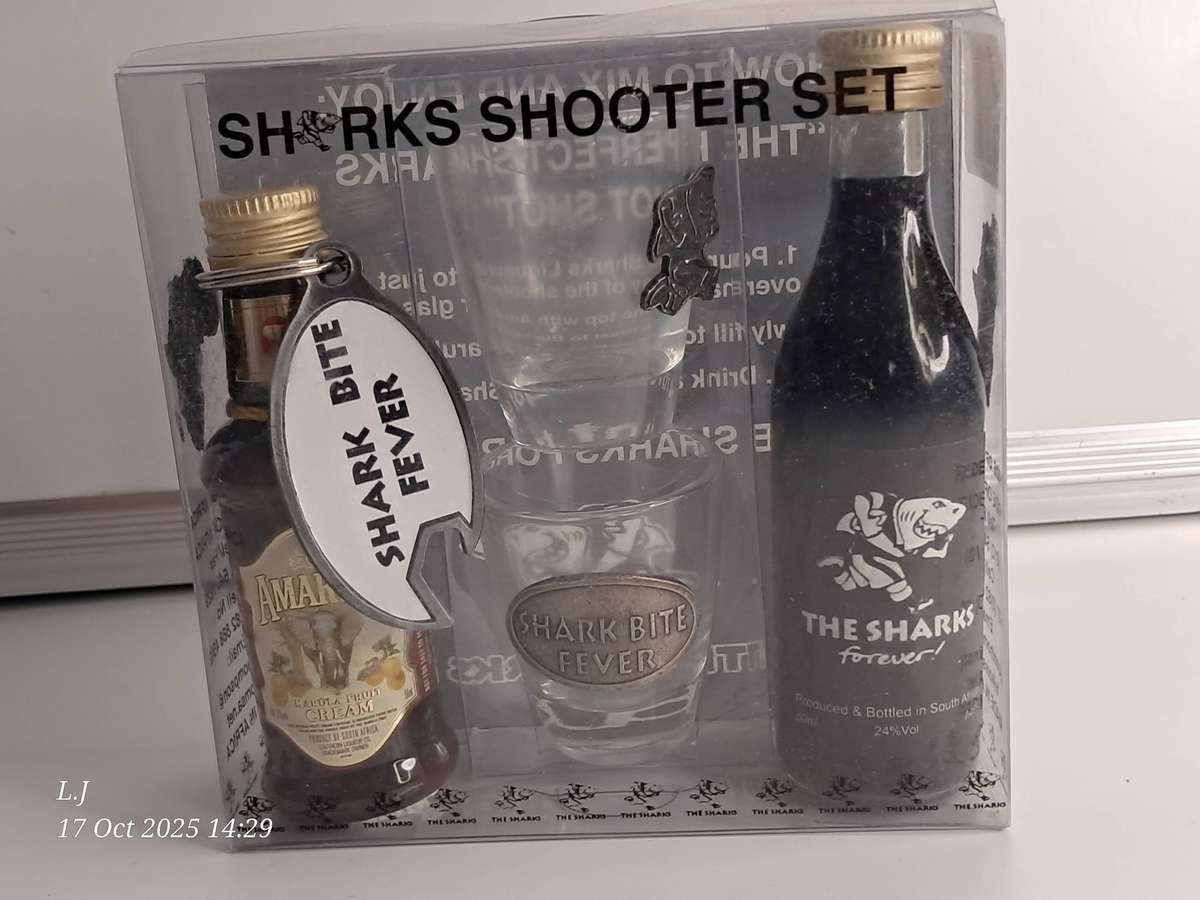 Sharks Shooter Set - Still sealed