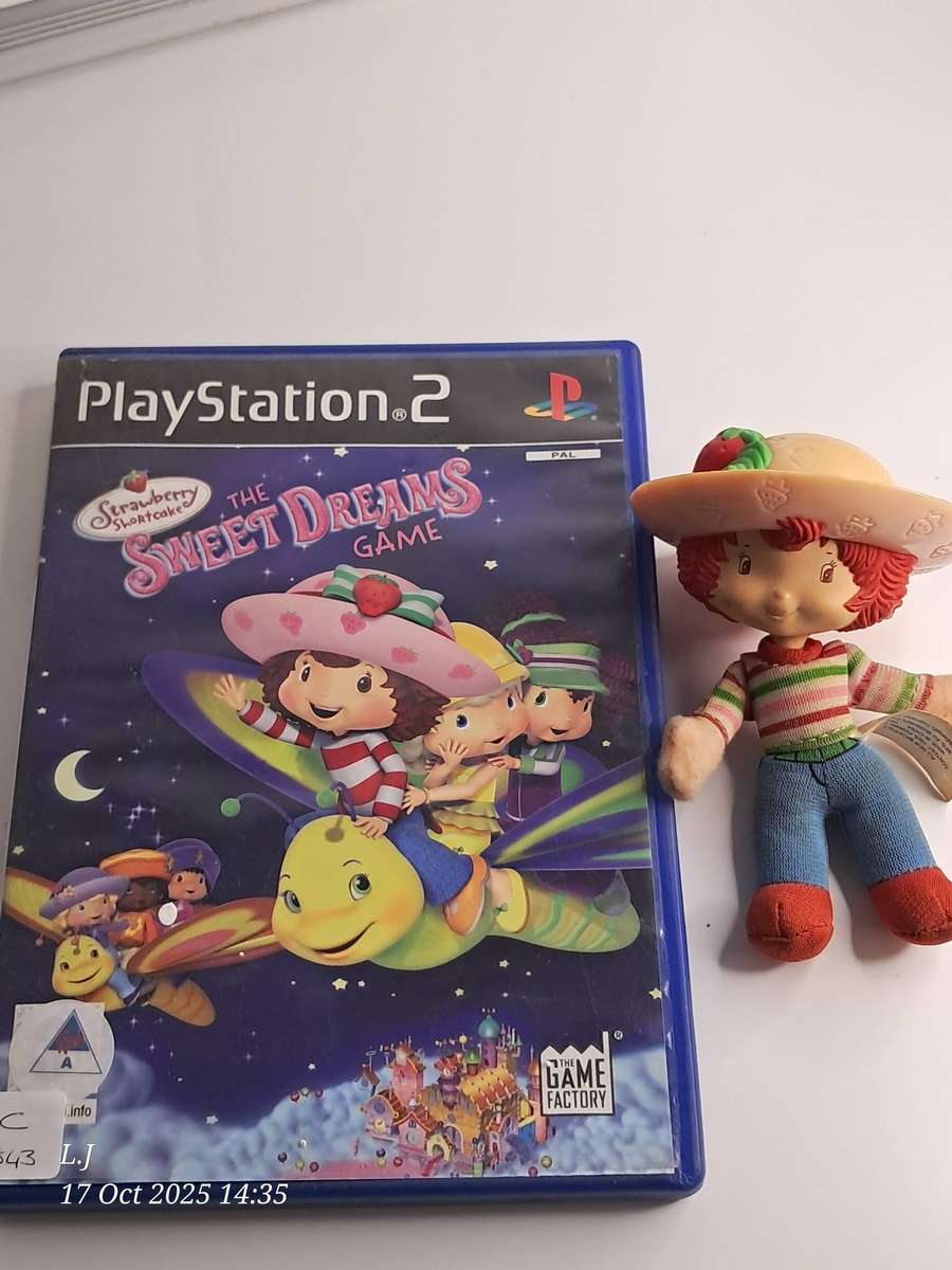 PS2 Strawberry shortcake Game & the doll