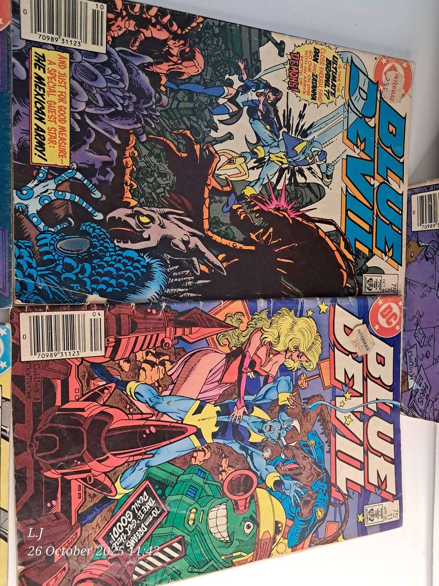 DC Blue Devil Comics x 5 - 1984/1985