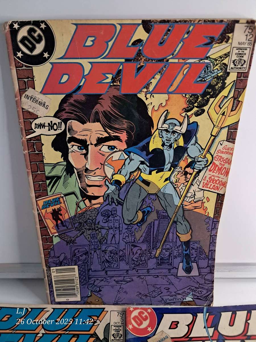 DC Blue Devil Comics x 5 - 1984/1985