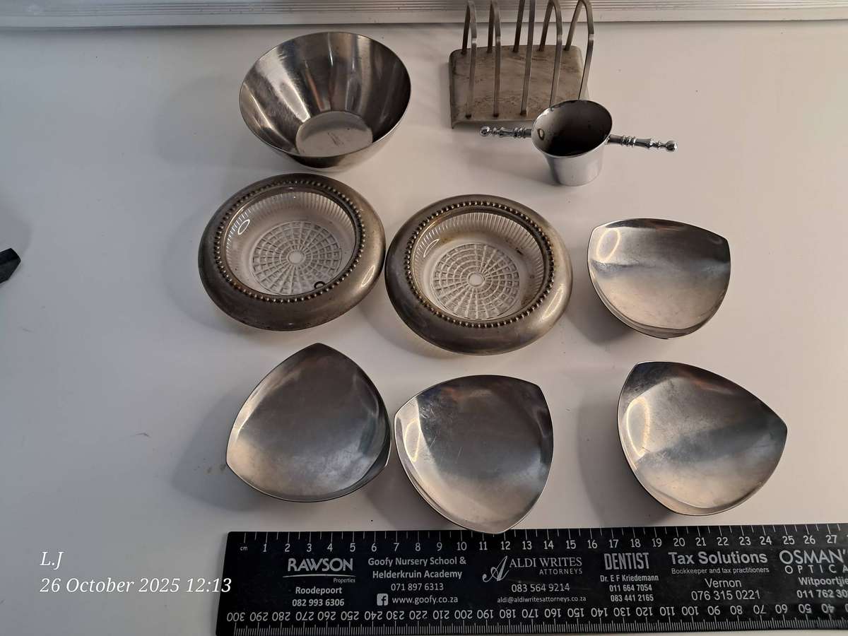Job-lot stainless steel items