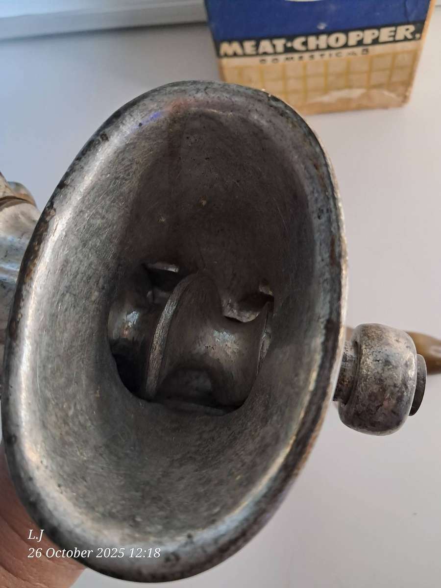 Vintage meat Chopper Domestic Nr 5