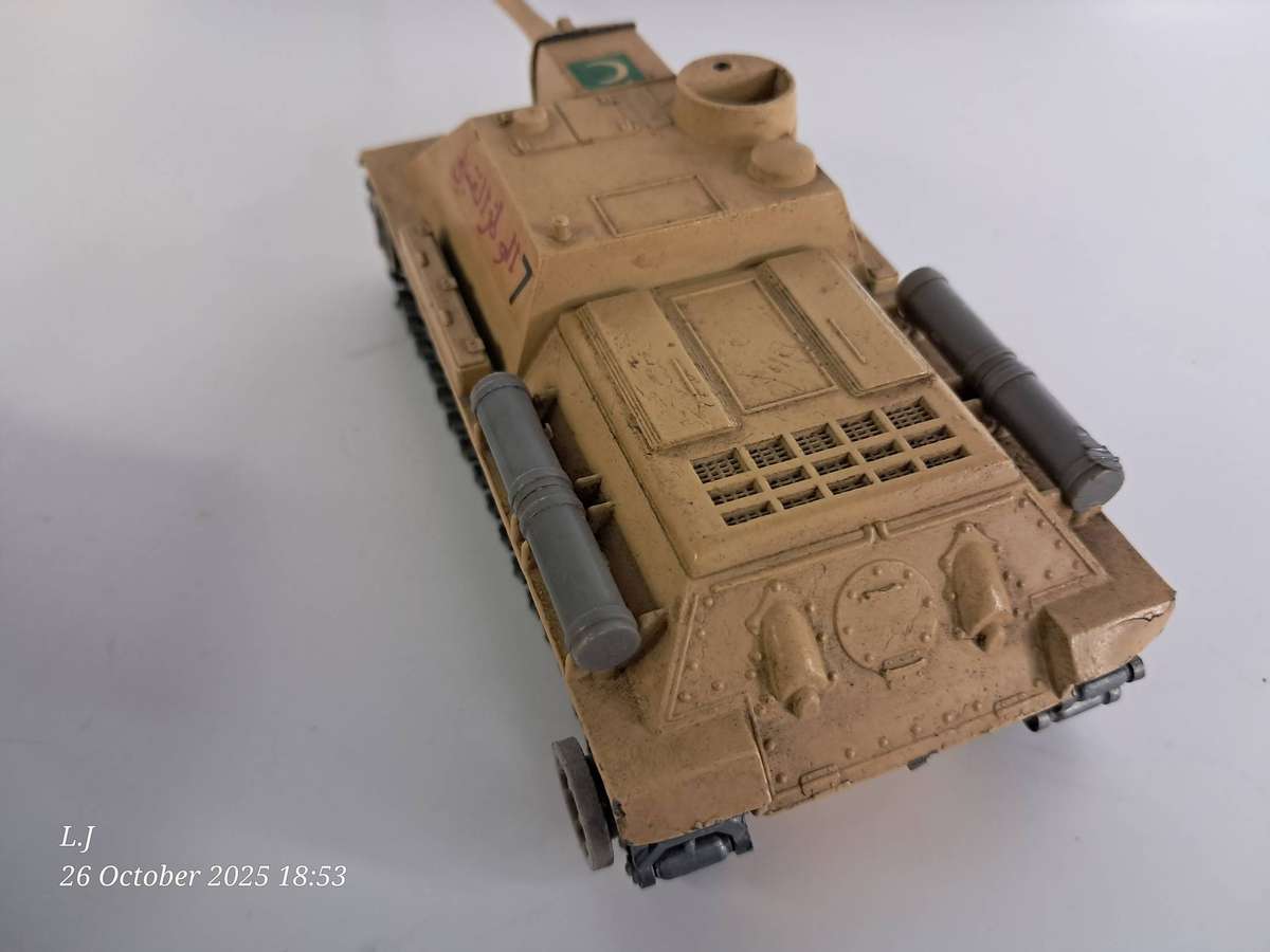 Collectible Die-Cast model of a Soviet SU-100 Tank destroyer