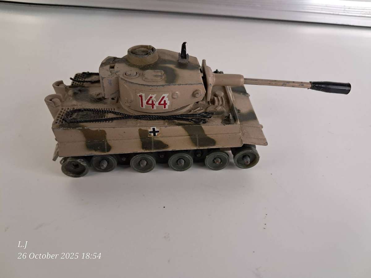 Die-Cast model of German tiger I Tank