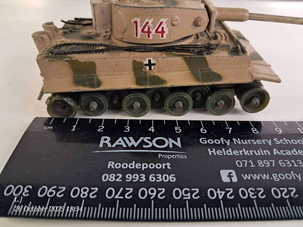 Die-Cast model of German tiger I Tank