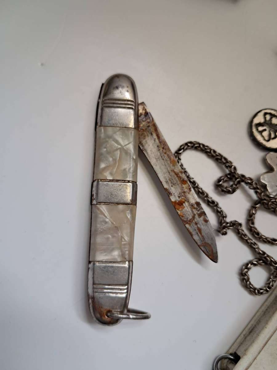 Job-lot costume jewellery & other odds and ends