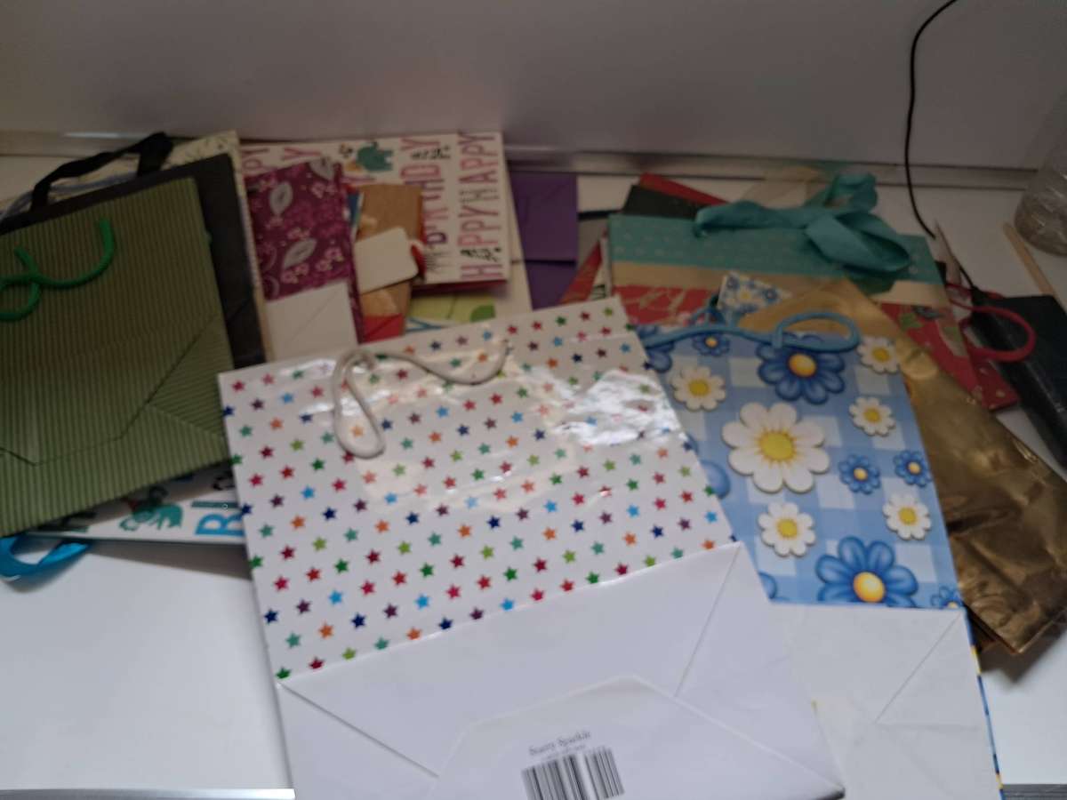 Job-lot second hand Gift Bags